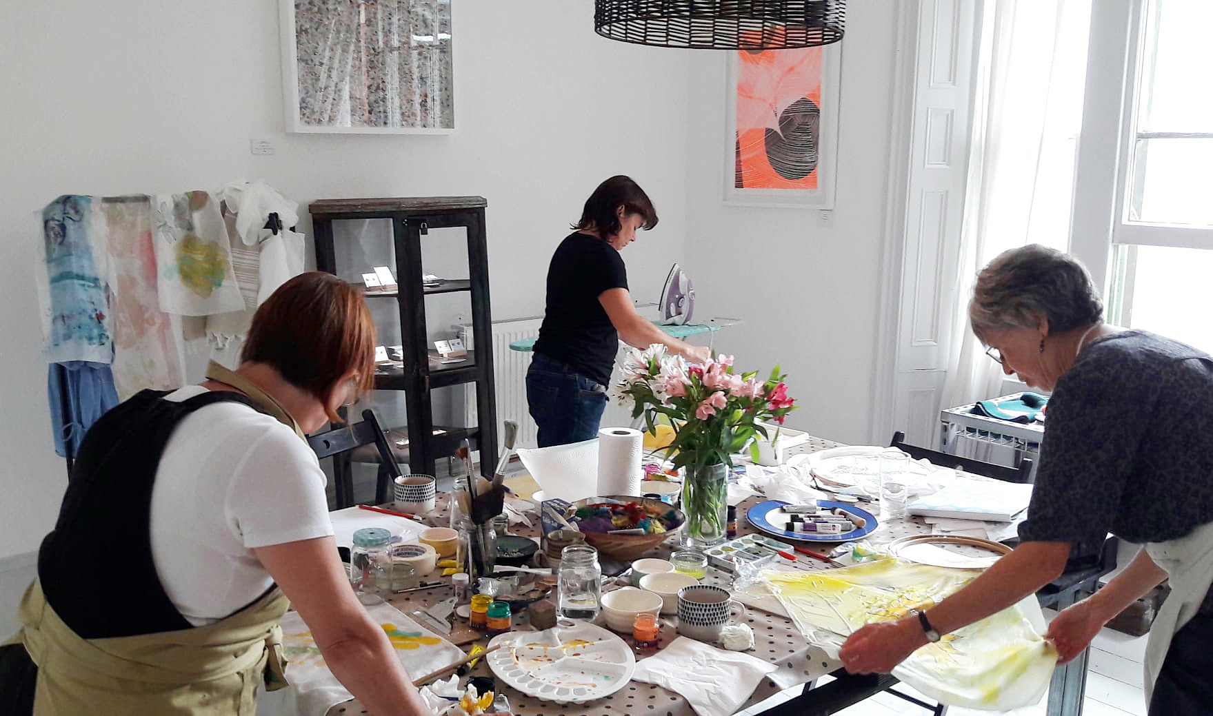 Jeanette-Magson-wellbeing-painting-studio